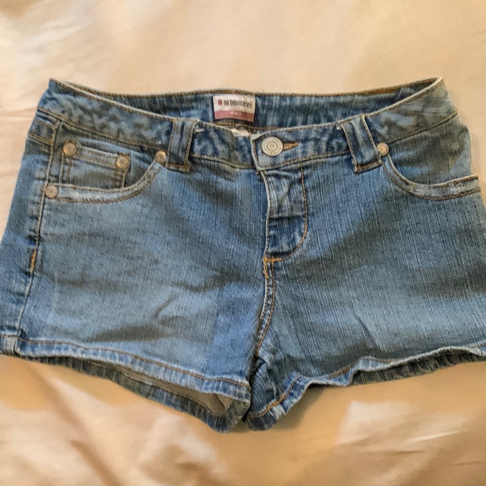 No Boundaries Shorts